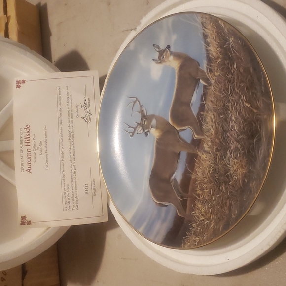 THE DANBURY MINT MBI COLLECTOR PLATE Other - AUTUMN HILLSIDE COLLECTOR PLATE